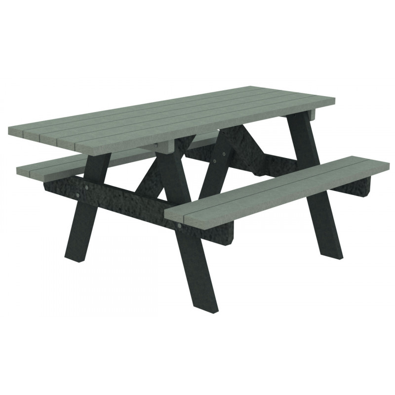 Sémio promotions : table pique nique recyclée Madrone