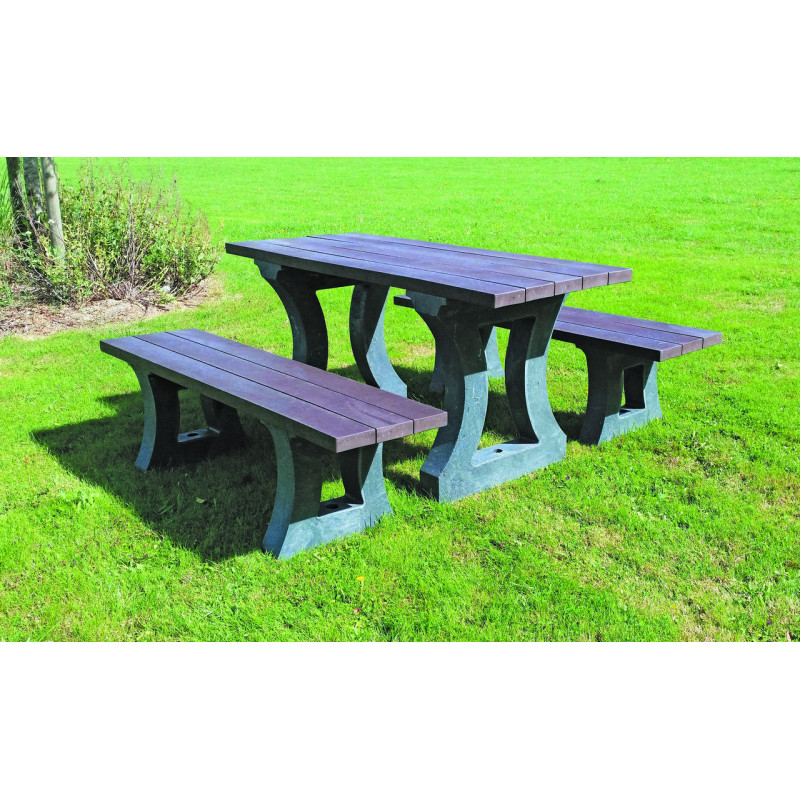 Table aire de repos recyclée Raisinet aménagement extérieur Table aire de repos recyclée Raisinet aménagement extérieur