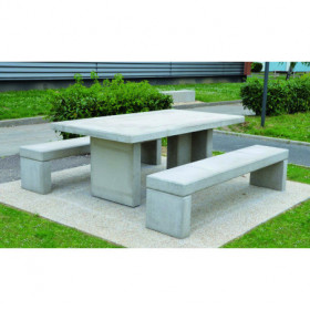 Table et banquettes béton...