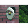 Miroir routier avec casquette signalisation